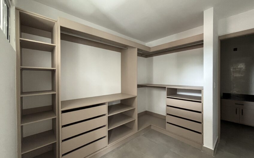 Parque Lefevre Casa Vita – casas en la ciudad En Construcción