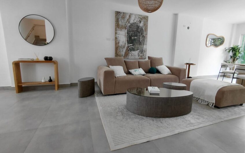 Parque Lefevre Casa Vita – casas en la ciudad En Construcción