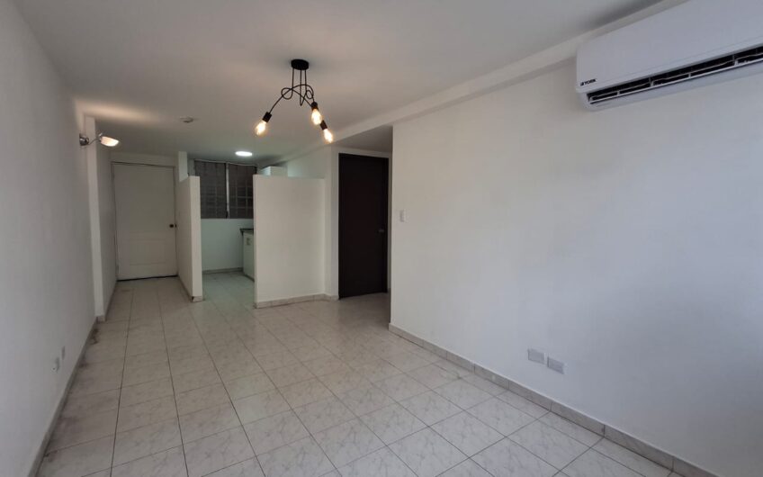 Se alquila apartamento en Campo Limberg