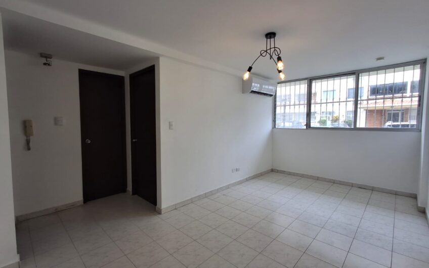 Se alquila apartamento en Campo Limberg
