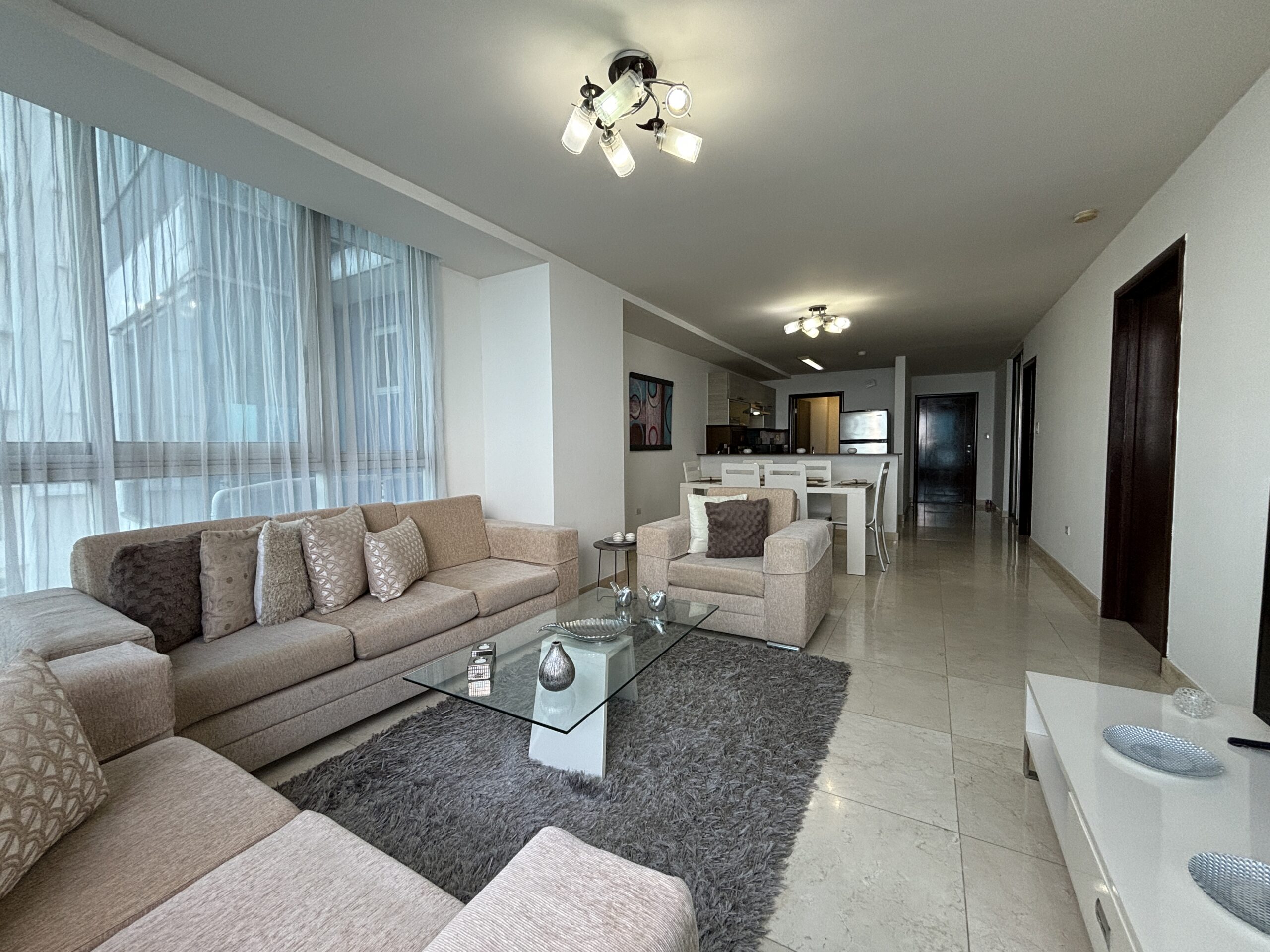 Apartamento en Ave. Balboa con vista al mar