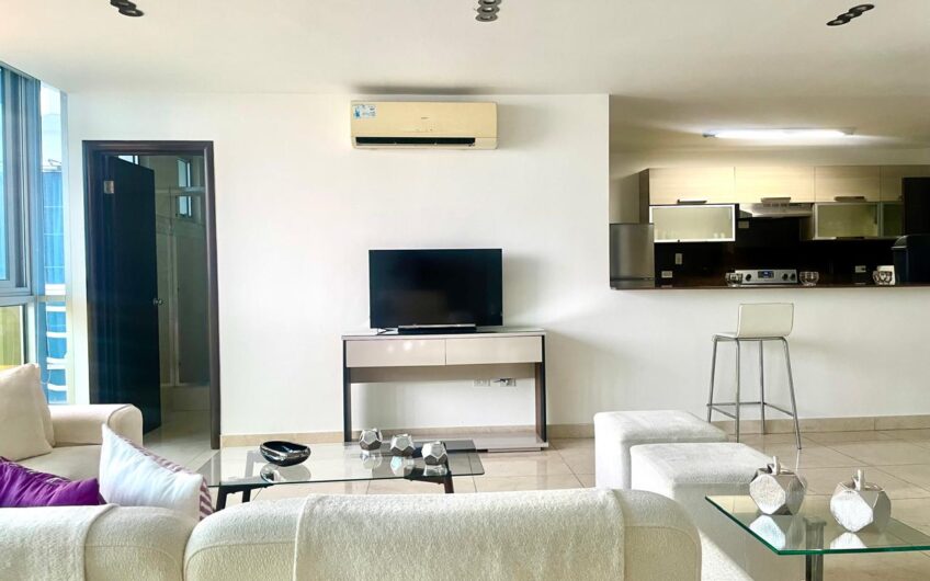 Alquiler con vista al mar en Avenida Balboa amoblado completo