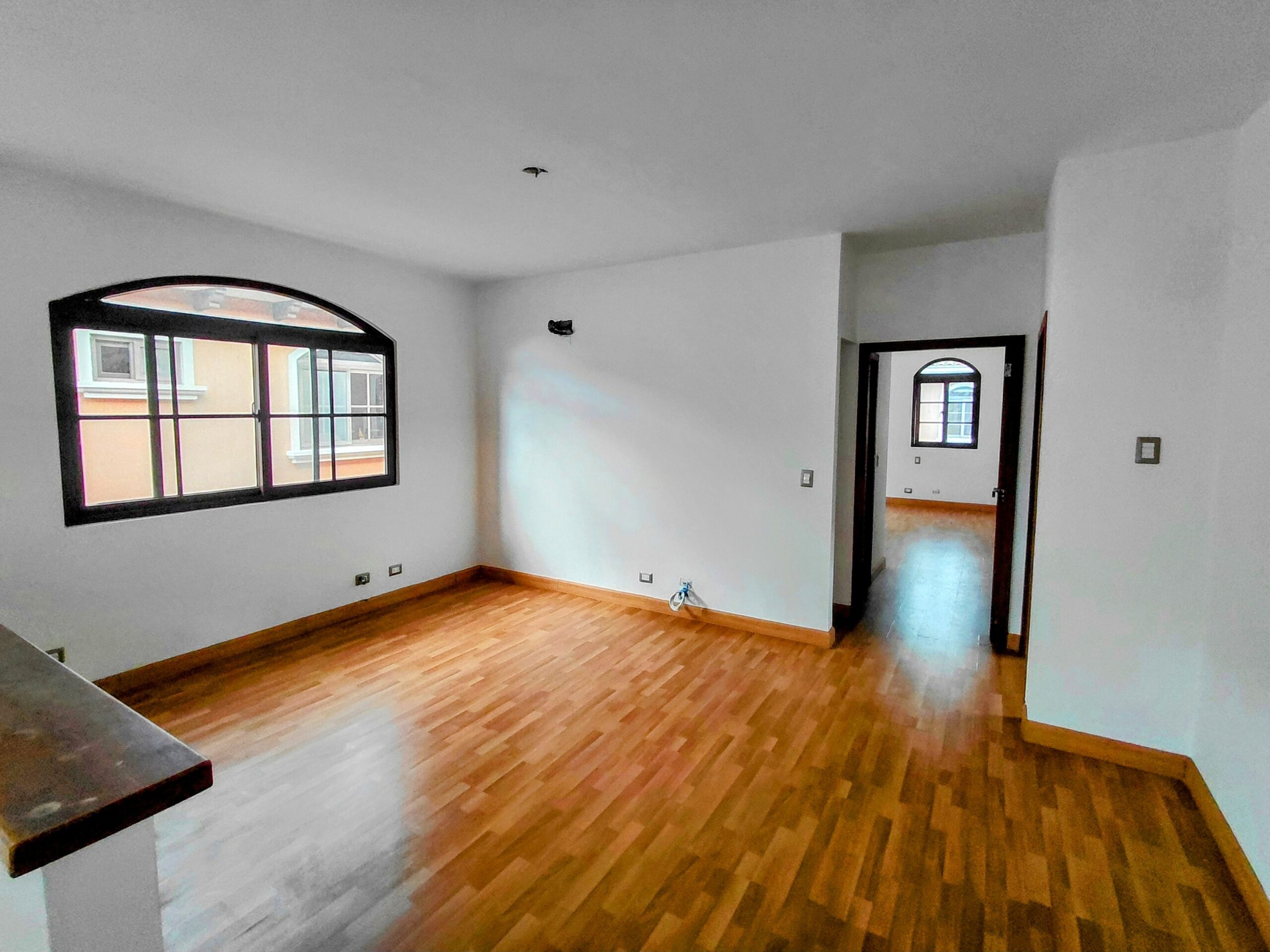 ¡Venta! Casa unifamiliar de 4 Recámaras en Costa Sur.